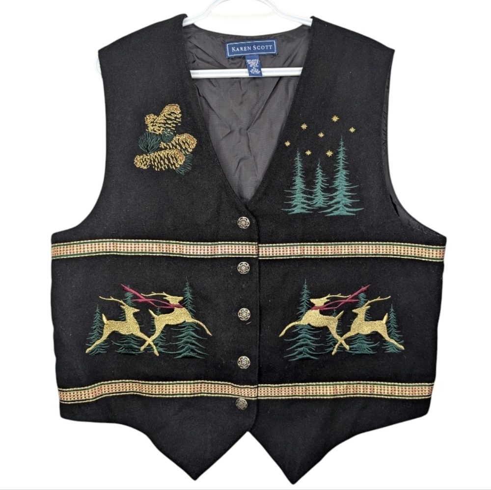 Karen Scott Christmas Vest XL Reindeer Pine Tree Embroidered Button Front